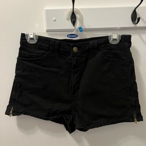 American Apparel shorts. 💥2/20$💥